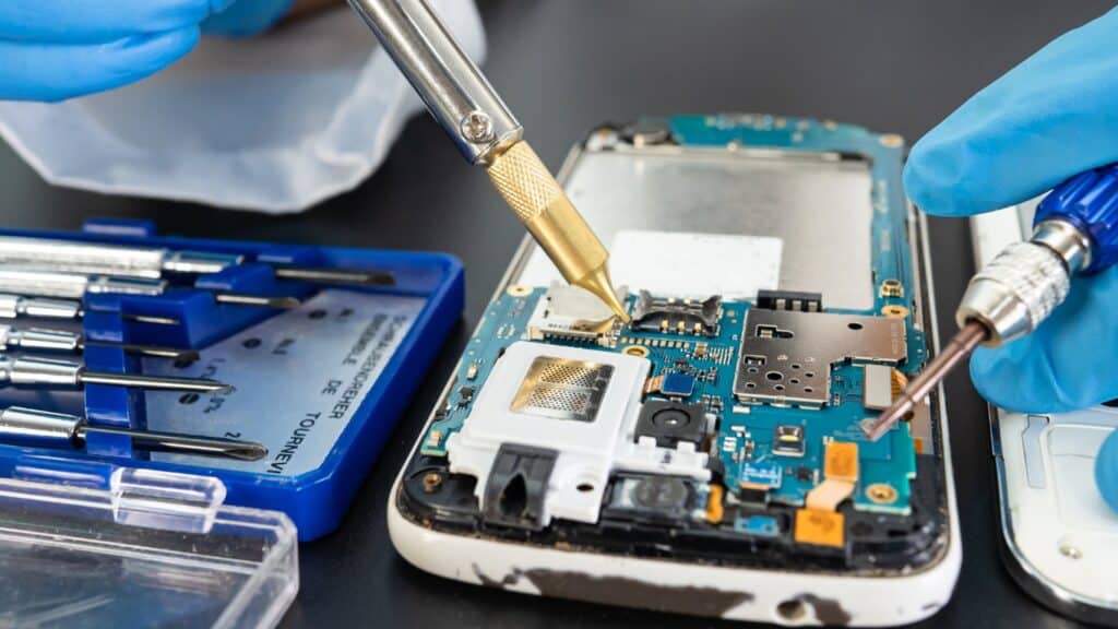 How Much Does It Cost To Repair Samsung Galaxy? Love My Phone Repair